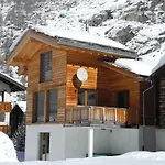 Adlerhorst Holiday home Saas-Almagell
